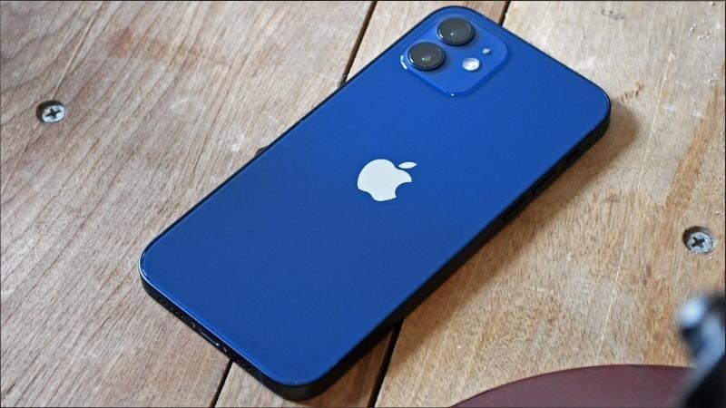 iPhone 12 m&agrave;u xanh dương