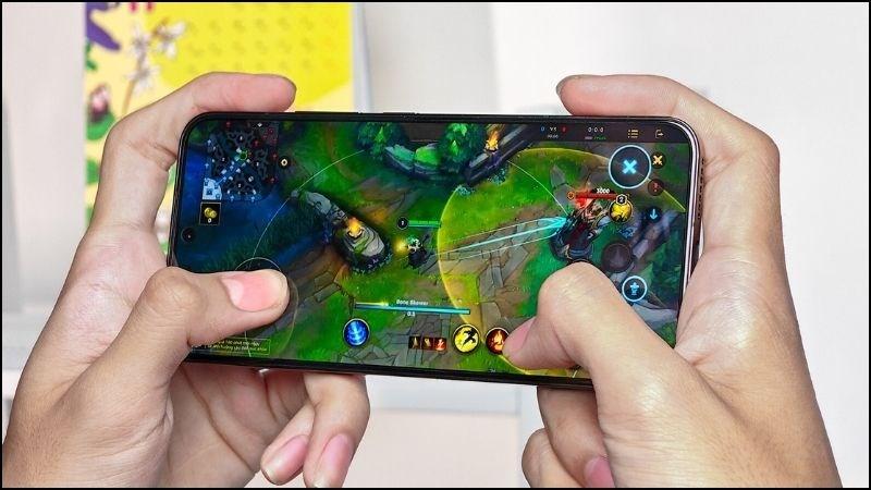 Xiaomi 14 c&oacute; thể chiến tốt c&aacute;c game nhờ c&oacute; hiệu suất v&agrave; GPU đồ họa cao