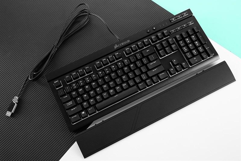 Bàn Phím Cơ Có Dây Gaming Corsair K68 RGB Mechanical Đen