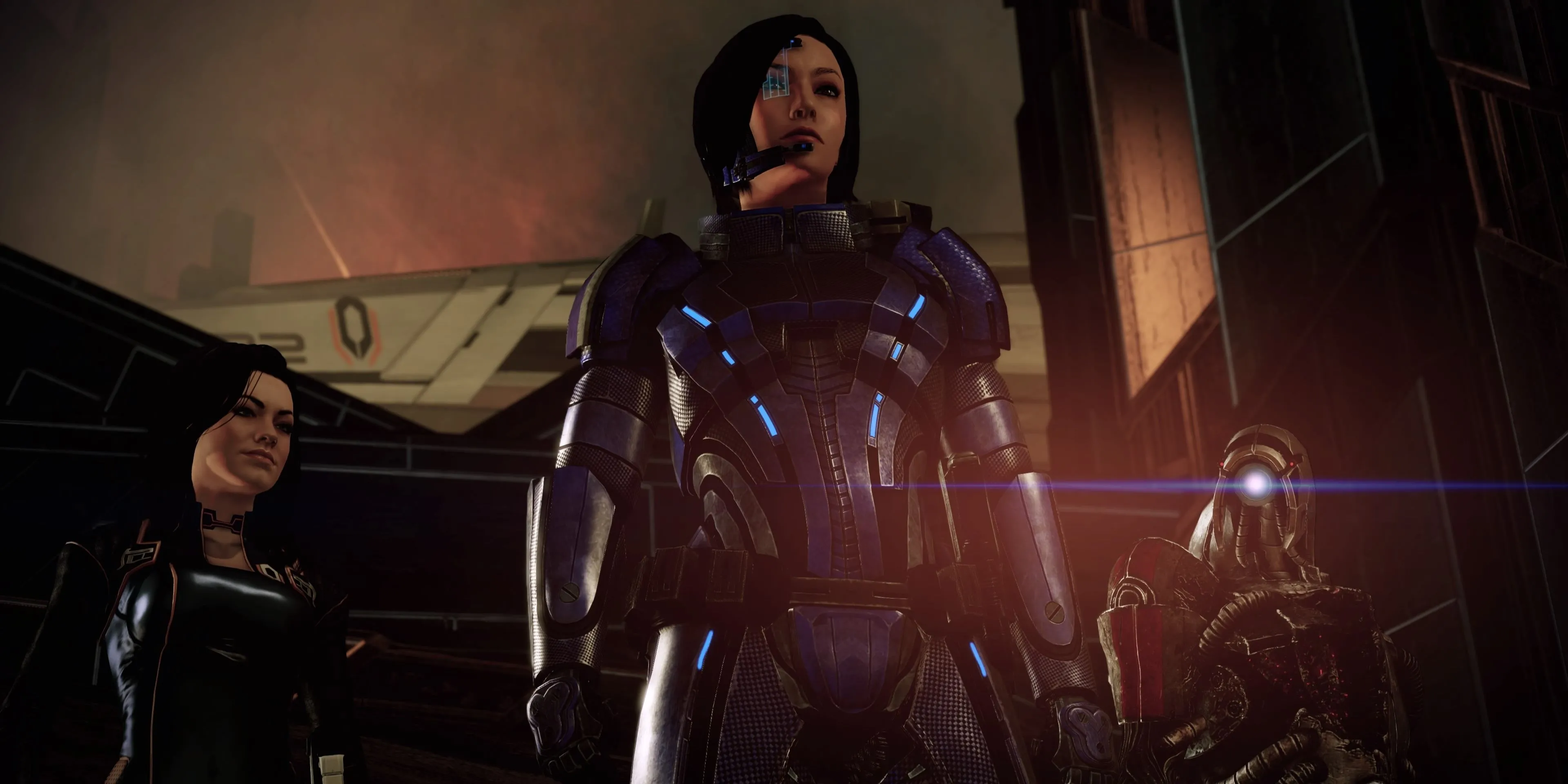 Ảnh chụp màn hình một nhân vật Shepard nữ tùy chỉnh trong Mass Effect 2, thể hiện khả năng tạo hình nhân vật đa dạng