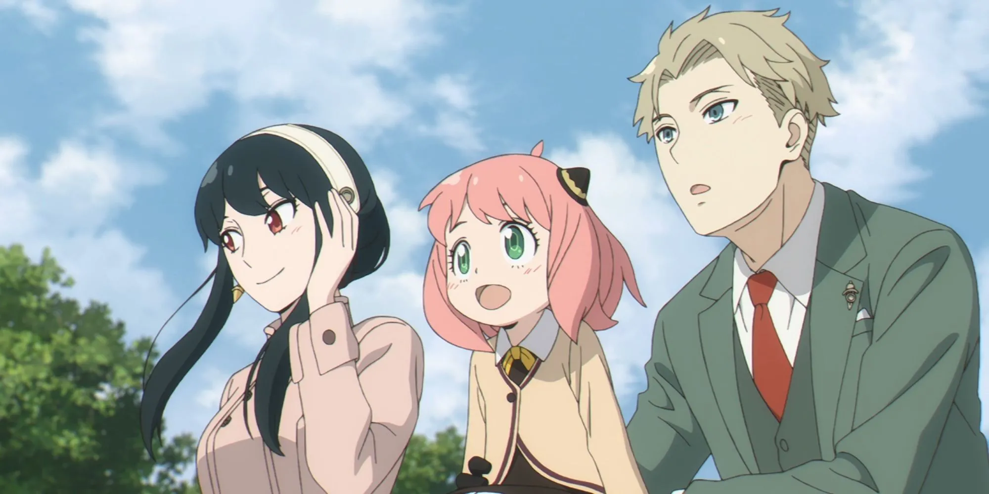 Gia đình Forger nhìn về phía chân trời trong anime Spy X Family