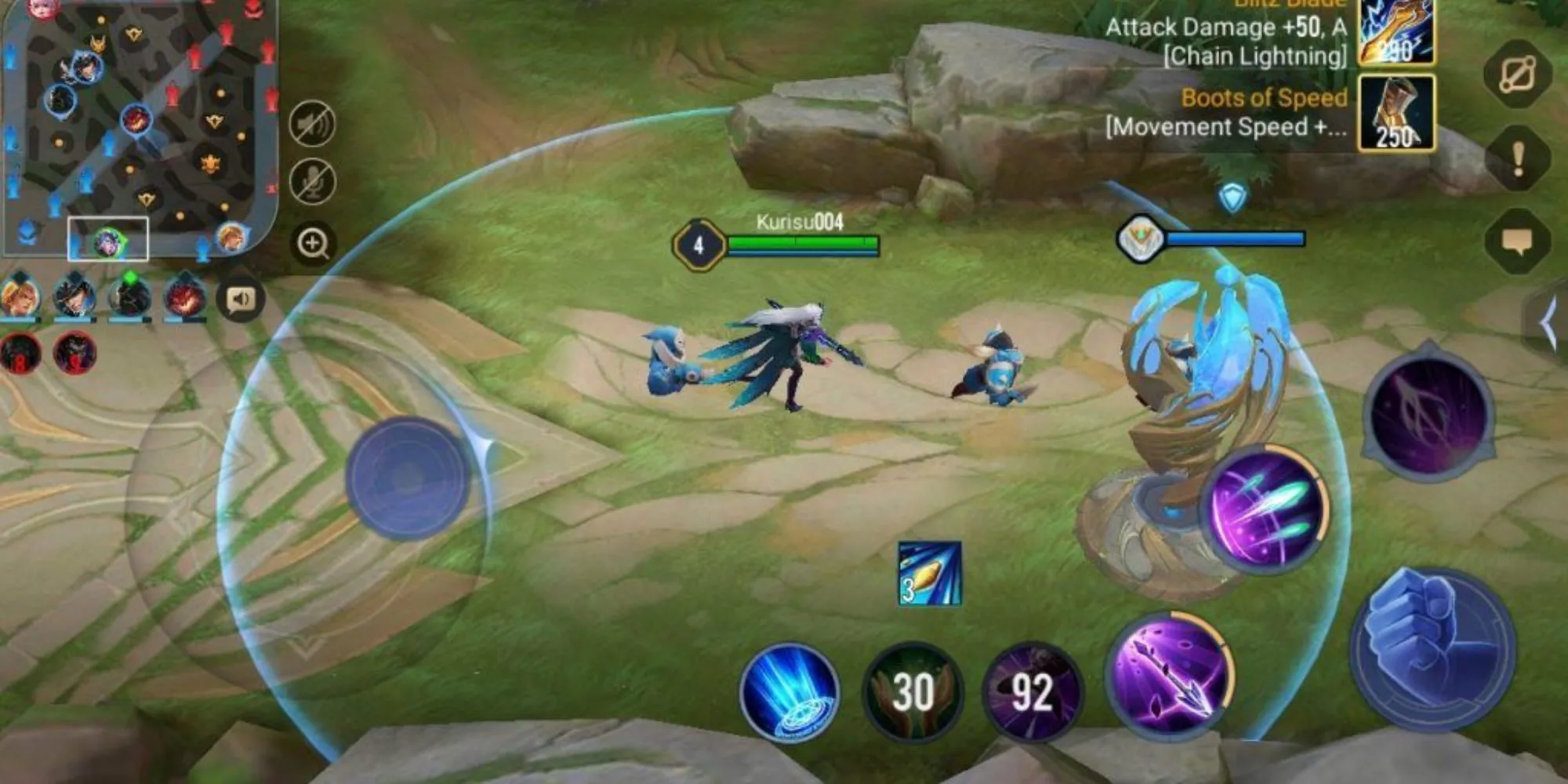 Một nhân vật trong Arena of Valor đang di chuyển với vòng tròn xanh hiển thị tầm kỹ năng