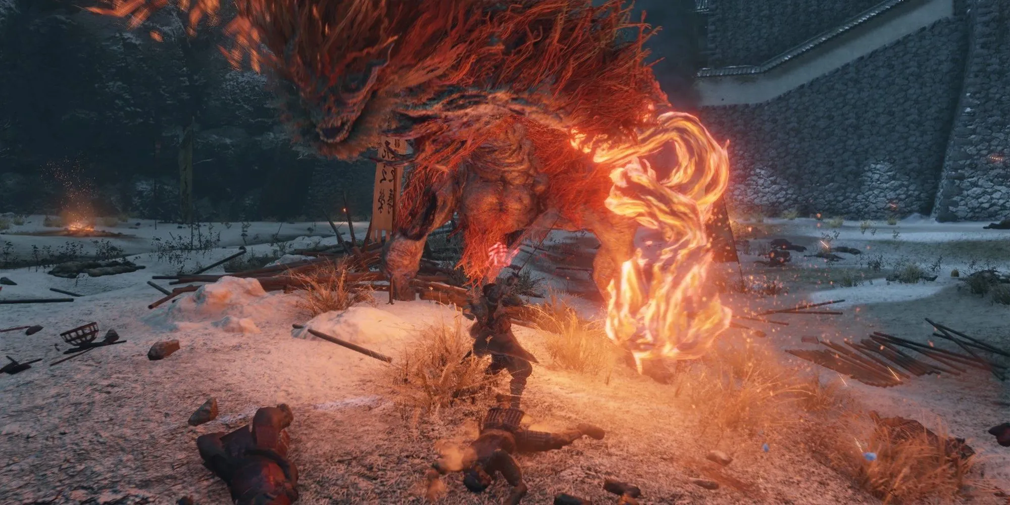 Nhân vật Wolf trong Sekiro đối mặt với con trùm Demon of Hatred khổng lồ đang chuẩn bị tấn công trong một khung cảnh rực lửa