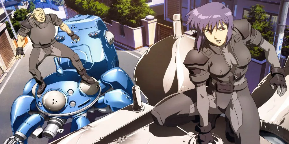 Thiếu tá Motoko Kusanagi và Batou từ Section 9 trong anime Ghost in the Shell: Stand Alone Complex.