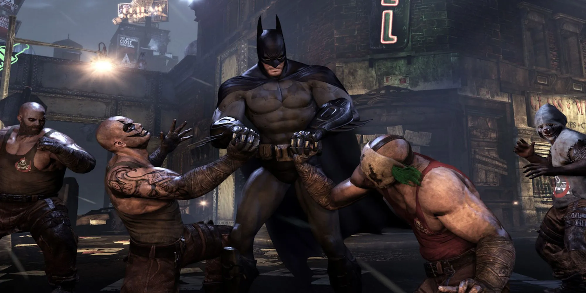 Batman chiến đấu với nhiều kẻ thù trong một khu vực đô thị trong Batman: Arkham City
