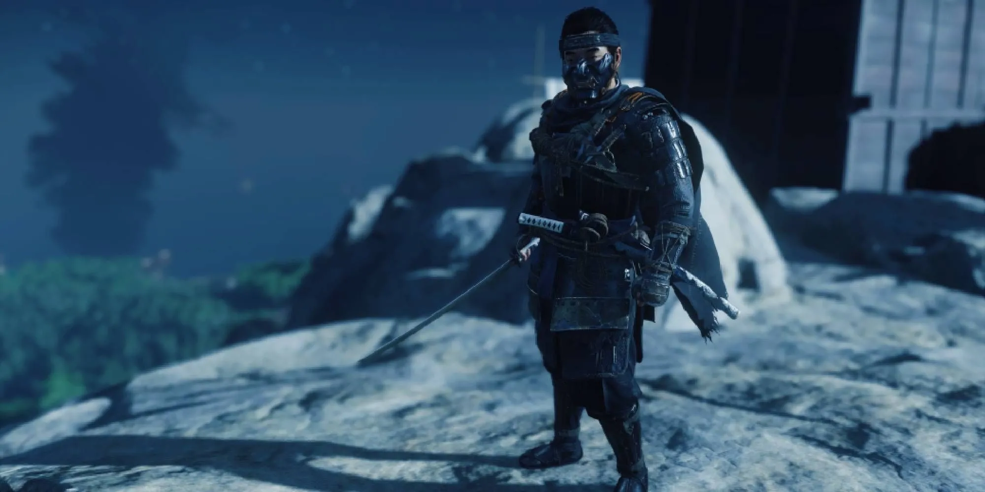 Bộ giáp Ghost trong game Ghost of Tsushima, liên quan đến hệ thống lượm đồ và nâng cấp