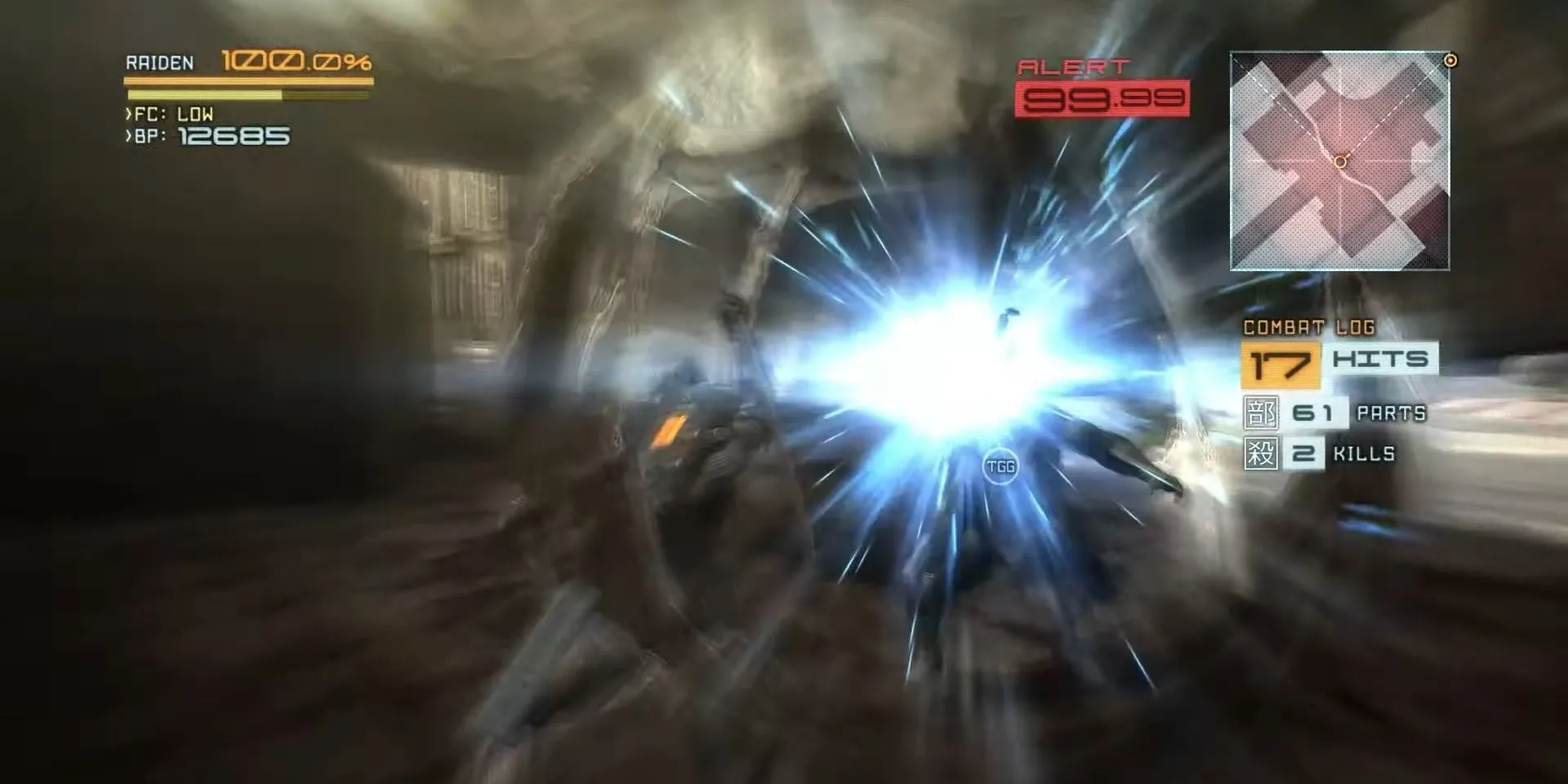Metal Gear Rising: Revengeance - Raiden đỡ đòn tấn công của kẻ địch