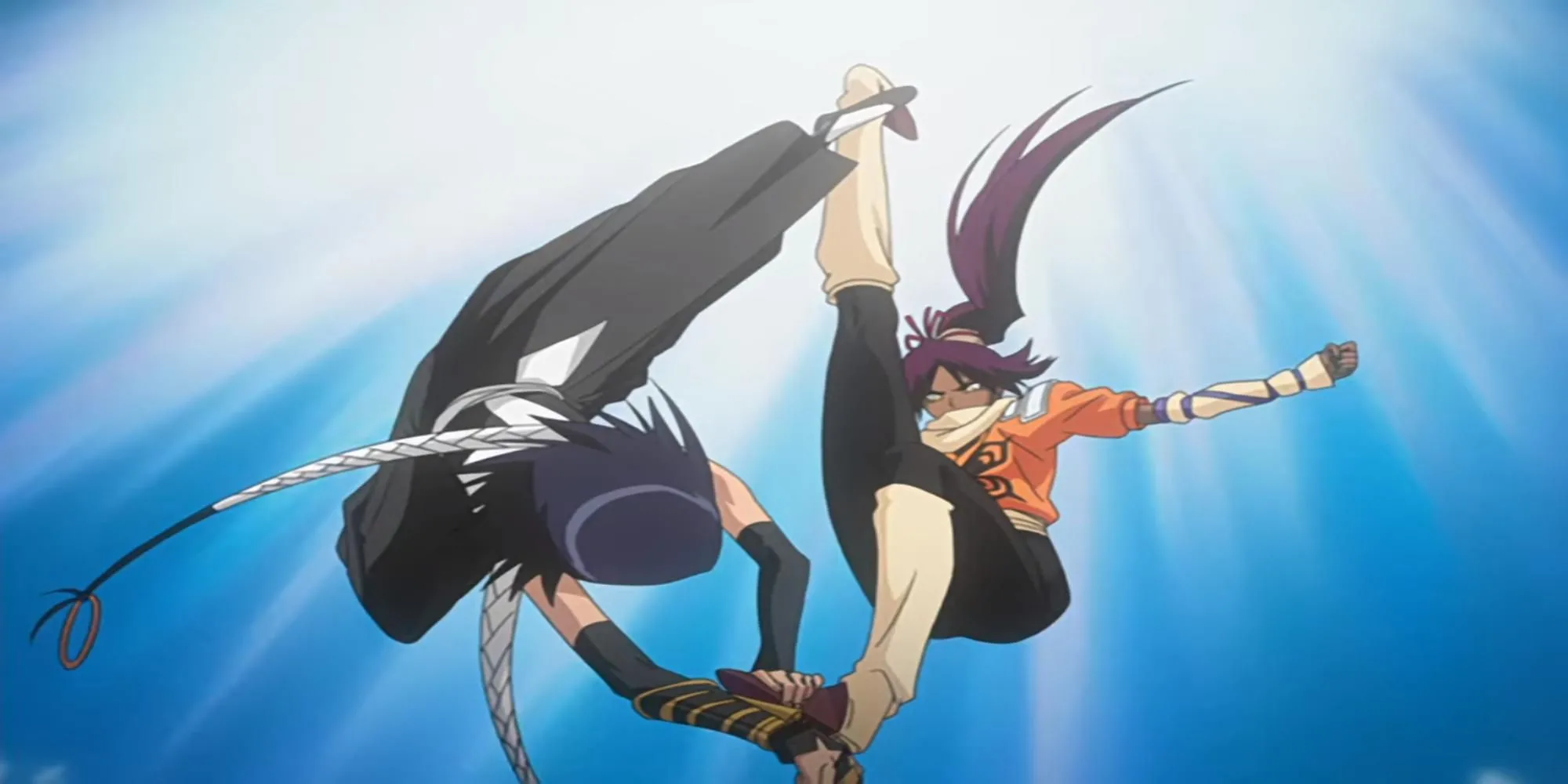 Soi Fon đối đầu với sư phụ cũ Yoruichi trong anime Bleach