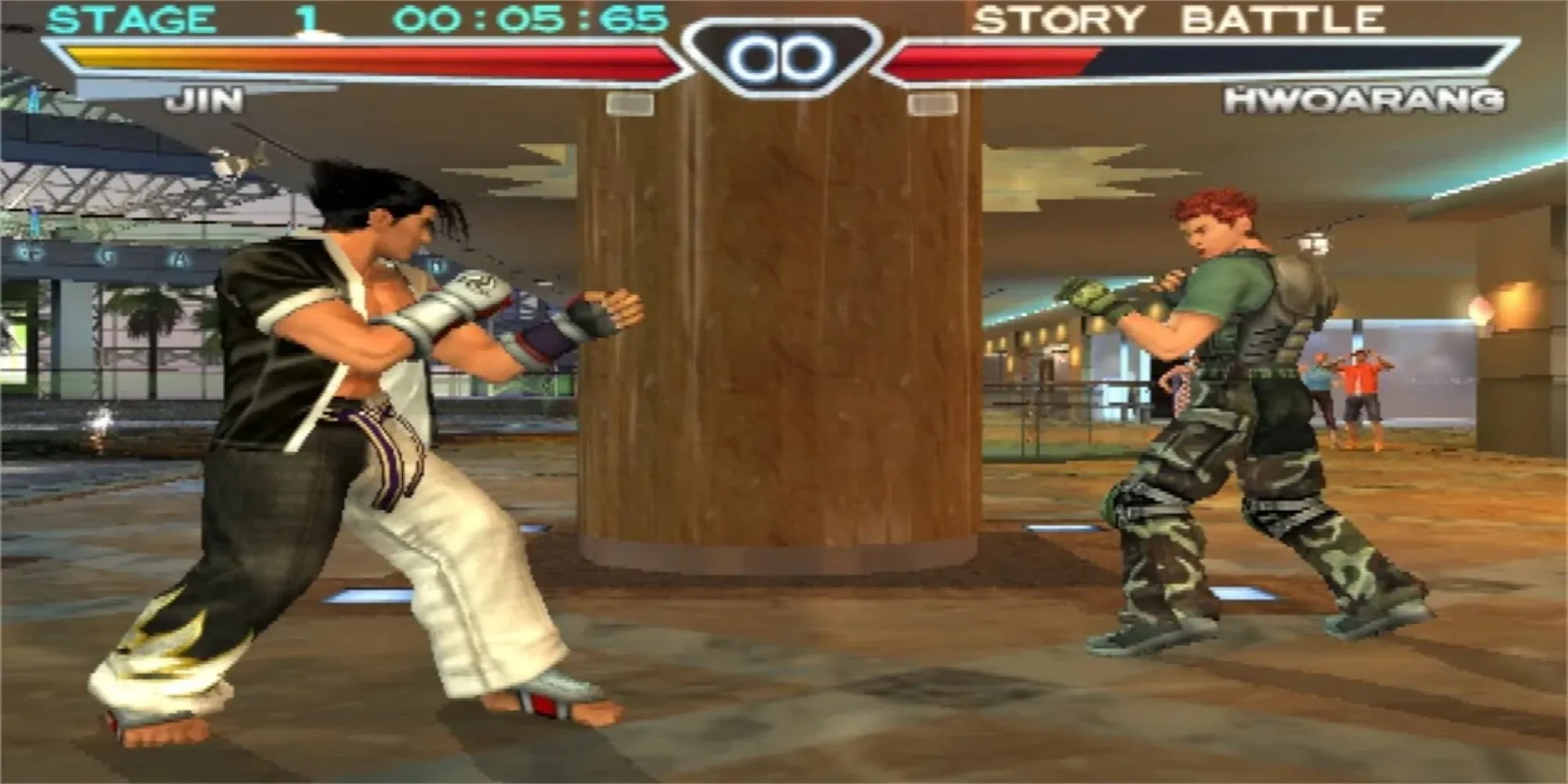 Trận đấu giữa Kazuya và Jin trong game đối kháng Tekken 4 trên PS2