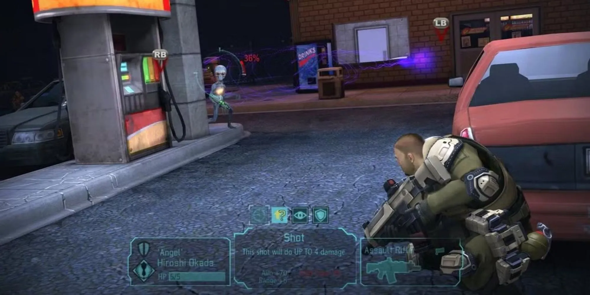 Một đơn vị X-COM đang đối mặt với kẻ thù ngoài hành tinh trong màn đêm tại X-COM: Enemy Unknown.
