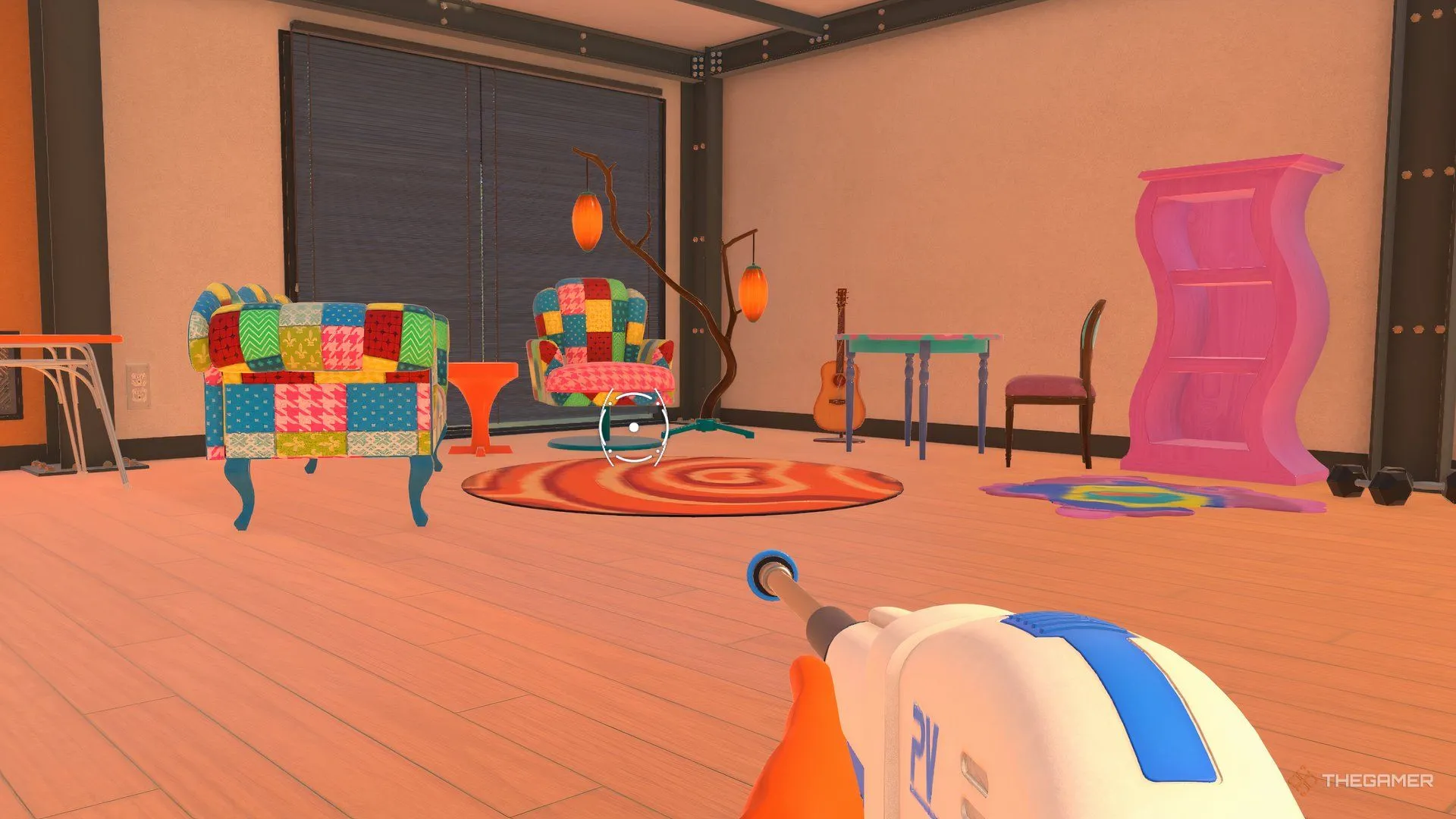 Nội thất home base với đồ đạc funky trong PowerWash Simulator 2